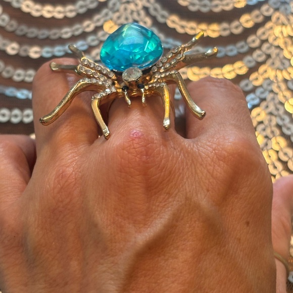 Gold Spider Ring with Blue Gem - Picture 7 of 9